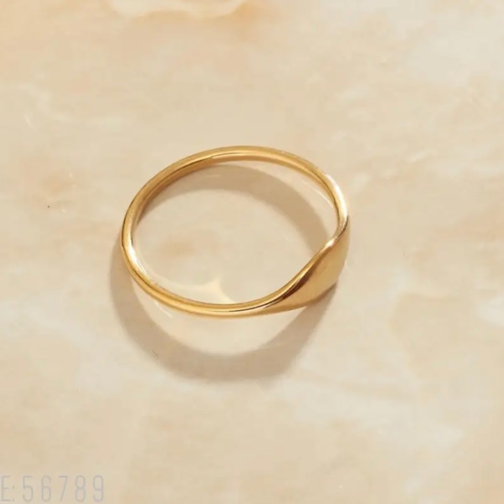 Gold filled ring - Size 6